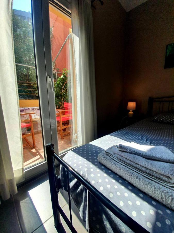 Ilias' Cosy And Relaxing Apartment Atena Exterior foto