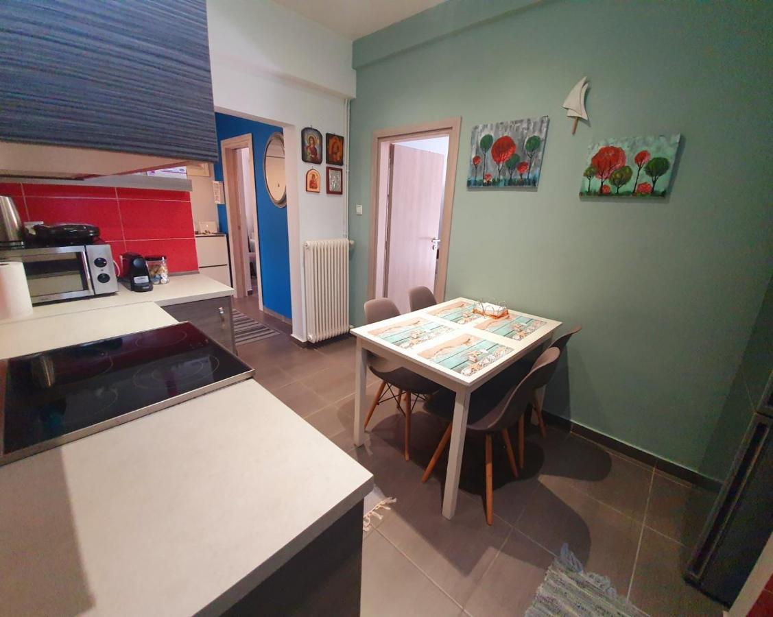 Ilias' Cosy And Relaxing Apartment Atena Exterior foto